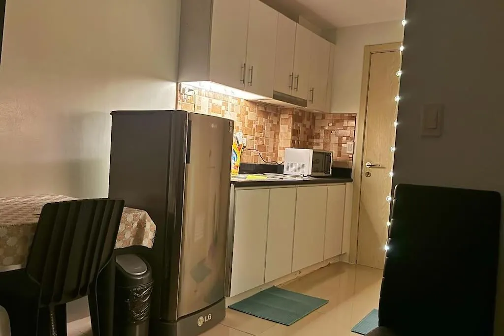 Apartment Meowcation Condo In Makati Manila